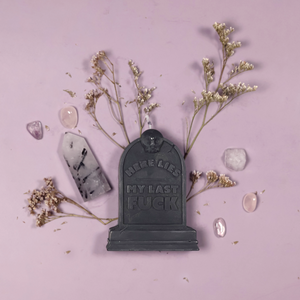 [Original Version] "Last F*ck" Gravestone Candle